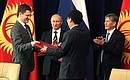 По итогам российско-киргизских переговоров подписан ряд двусторонних документов.
