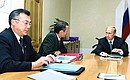 С губернатором Читинской области Равилем Гениатулиным и главой администрации Агинского Бурятского автономного округа Баиром Жамсуевым (слева).