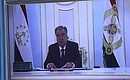 Президент Республики Таджикистан Эмомали Рахмон в ходе церемонии открытия пяти общеобразовательных школ с обучением на русском языке в таджикистанских городах Душанбе, Ходжент, Бохтар, Куляб и Турсунзаде.