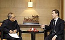С Министром иностранных дел Индии Пранабом Мукерджи.