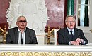 President of the Russian Academy of Sciences Yury Osipov (right) and Director General of Mosfilm studios Karen Shakhnazarov announce the names of the 2011 Russian Federation National Awards winners. STRF.ru