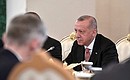 Реджеп Тайип Эрдоган на заседании Совета сотрудничества высшего уровня между Российской Федерацией и Турецкой Республикой.