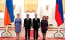Official welcome ceremony. Svetlana Medvedeva, Serzh Sargsyan, Dmitry Medvedev, and Rita Sargsyan.
