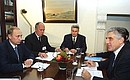 President Putin with Greek National Defence Minister Ioannis Papandoniou.