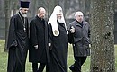 With Kirill Kaleda, rector of the Church of the Resurrection and the Holy New Martyrs and Confessors of Russia, Patriarch of Moscow and All-Russia Aleksei II and Russian Human Rights Ombudsman Vladimir Lukin.