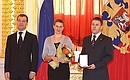 Орденом «Родительская слава» награждены Иван и Алла Новиковы.