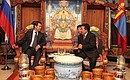 Беседа с Президентом Монголии Цахиагийном Элбэгдоржем.