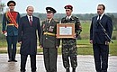 Вручение грамоты о присвоении почётного звания «Город воинской славы» представителям Можайска.