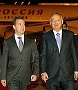 Arrival in Tashkent. With President of Uzbekistan Islam Karimov.