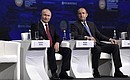 C Президентом Болгарии Руменом Радевым на пленарном заседании Петербургского международного экономического форума.