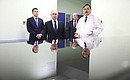 During a visit to the cancer centre in the Kaliningrad Region. With Governor of the Kaliningrad Region Anton Alikhanov, Presidential Plenipotentiary Envoy to the Northwestern Federal District Alexander Gutsan and acting Chief Medical Officer Kirill Barinov (right).