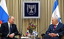 С Президентом Израиля Шимоном Пересом.