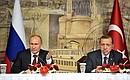На пресс-конференции по итогам заседания российско-турецкого Совета сотрудничества высшего уровня.