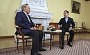 С Президентом Казахстана Нурсултаном Назарбаевым. Фото РИА «Новости»