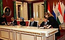 Signing of Russian-Indian documents. With Prime Minister of India Manmohan Singh.