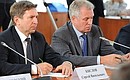 President of the Yug Rusi group of companies Sergei Kislov (left) and Rosagroleasing CEO Valery Nazarov at a meeting on the harvest.