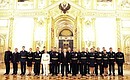 With graduates of higher military schools. Photo: TASS