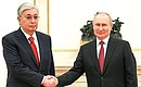 С Президентом Казахстана Касым-Жомартом Токаевым. Фото ТАСС