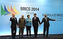 Участники саммита БРИКС: Владимир Путин, Премьер-министр Индии Нарендра Моди, Президент Бразилии Дилма Роуссефф, Председатель Китайской Народной Республики Си Цзиньпин и Президент ЮАР Джейкоб Зума.