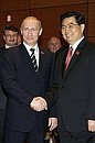 Meeting with the President of the People\'s Republic of China, Hu Jintao.