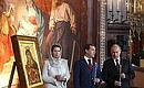 Светлана Медведева, Дмитрий Медведев, Владимир Путин во время пасхального богослужения.