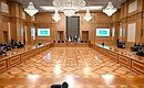 Встреча глав государств – участников шестого Каспийского саммита в расширенном составе. Фото РИА «Новости»
