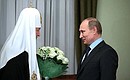 Владимир Путин поздравил Патриарха Московского и всея Руси Кирилла с пятилетием со дня интронизации.