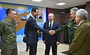Владимир Путин посетил командный пункт группировки Вооружённых Сил России в Сирии. С Президентом Сирийской Арабской Республики Башаром Асадом (слева) и Министром обороны России Сергеем Шойгу.