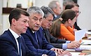 Министр труда Максим Топилин (слева) и Министр внутренних дел Владимир Колокольцев на заседании Совета по противодействию коррупции.