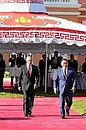 На праздничных мероприятиях по случаю 80-летия победы на Халхин-Голе. С Президентом Монголии Халтмагийн Баттулгой.