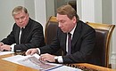 Supreme Court President Vyacheslav Lebedev (left) and Chief of the Presidential Property Management Directorate Vladimir Kozhin at a meeting on organising premises for higher courts.