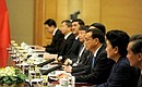 На встрече с Премьером Государственного совета КНР Ли Кэцяном.