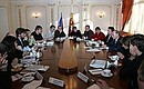 Meeting with young Russian writers, playwrights and poets.