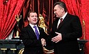 С Президентом Украины Виктором Януковичем. Перед началом заседания Совета глав государств СНГ.