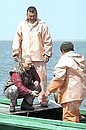 Во время встречи с рыбаками в дельте Волги.