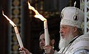 Патриарх Московский и всея Руси Кирилл во время пасхального богослужения.