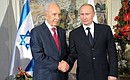 С Президентом Израиля Шимоном Пересом.