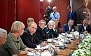 Meeting with members of Russia's search movement and Great Patriotic War veterans.