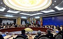 Заседание Совета глав государств – участников Содружества Независимых Государств в расширенном составе.