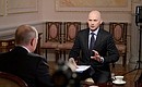 Председатель межгосударственной телерадиокомпании «Мир» Радик Батыршин в ходе записи интервью.