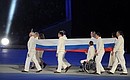 Церемония открытия XI зимних Паралимпийских игр. Вынос Государственного флага России.