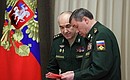 Chief of the General Staff Valery Gerasimov (right) and First Deputy Chief of the General Staff – Chief of the Main Operational Directorate Sergei Rudskoy before the meeting on drafting of the State Armament Programme for 2018–2025.