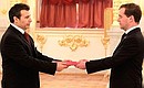 Церемония вручения верительных грамот послами иностранных государств. Верительную грамоту Президенту России вручает посол Тунисской Республики Али Гутали.