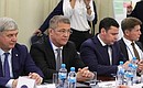 Перед началом расширенного заседания президиума Государственного совета о задачах субъектов Российской Федерации в сфере здравоохранения.