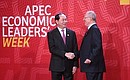 President of Vietnam Tran Dai Quang and President of Peru Pedro Pablo Kuczynski before the working session of the heads of state and government of the Asia-Pacific Economic Cooperation forum.