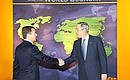 Перед началом саммита «Группы двадцати». С Президентом США Джорджем Бушем.