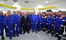 С работниками завода по сжижению природного газа «Ямал СПГ».