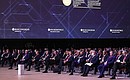 В ходе пленарного заседания Петербургского международного экономического форума. Фото ТАСС