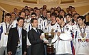 С игроками сборной России по хоккею. 
