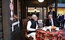 С Премьер-министром Индии Нарендрой Моди в ходе посещения культурно-этнографического центра «Моя Россия».